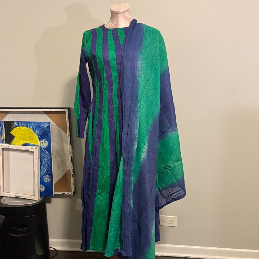 Elegant Green and Blue Women's Dress